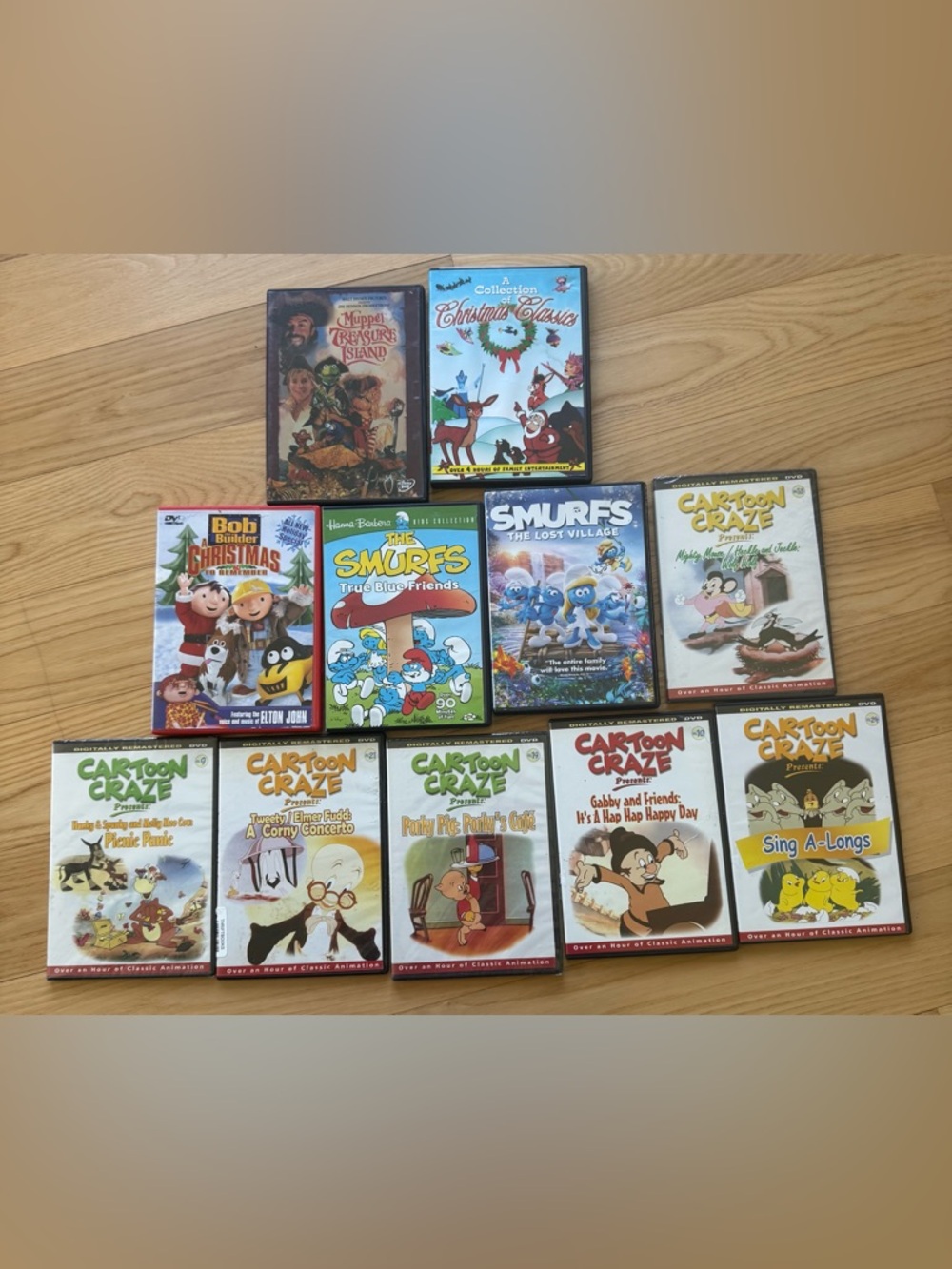 Kids DVD Bundle Lot Smurfs Cartoon Craze Christmas Classics SEALED Family Movies